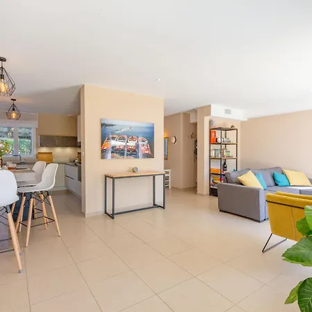 Julia By Interhome Holiday home La Garonnette-Plage